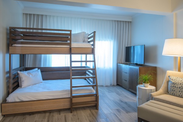 Hawks Cay Family Guestroom with Bunk Beds