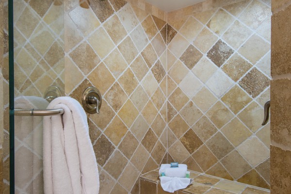 Hawks Cay Guestroom - One Bedroom Presidential Suite - Shower