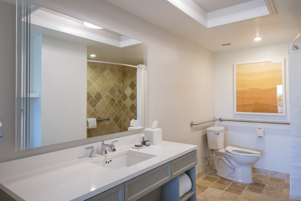 Hawks Cay Accessible Bathroom for Guestroom with One King Bed in the Florida Keys