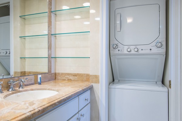 Marina Village Townhome Bathroom and Laundry
