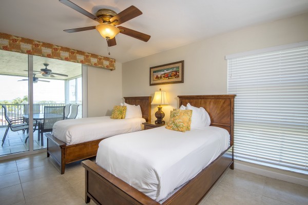 Hawks Cay Marina Village Bedroom