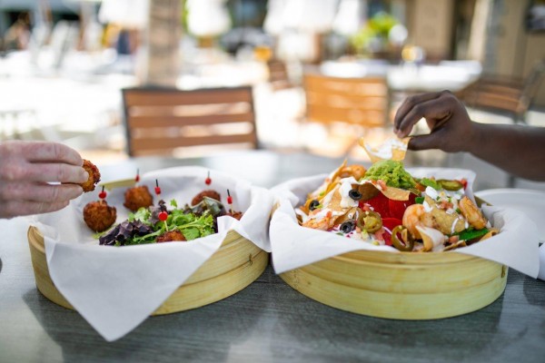 outdoor restaurant in the Florida Keys