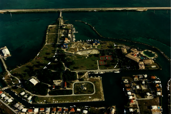 Aerial image of Hawks Cay Resort in the Florida Keys from 1980s